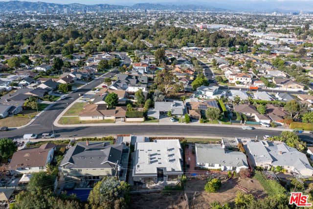 5280 Sanchez Drive, Los Angeles, CA 90008