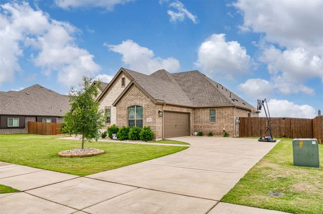 12717 Cactus Court, Godley, TX 76044