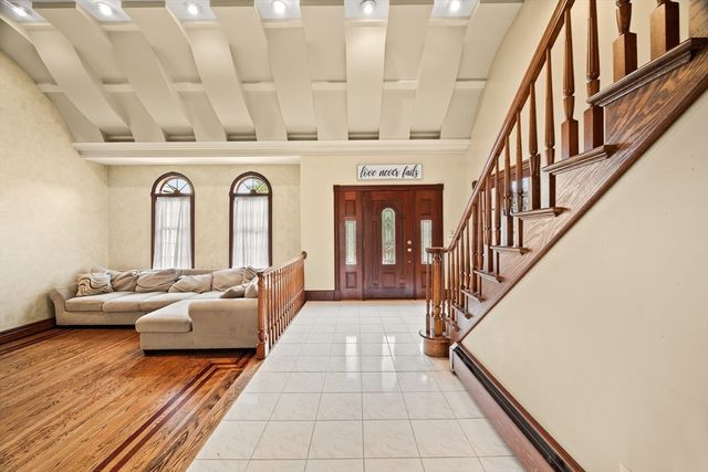 71 Tania Drive, Taunton, MA 02718