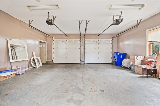 71 Tania Drive, Taunton, MA 02718