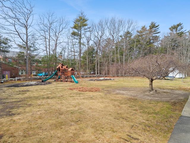 71 Tania Drive, Taunton, MA 02718