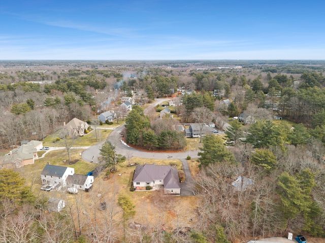 71 Tania Drive, Taunton, MA 02718