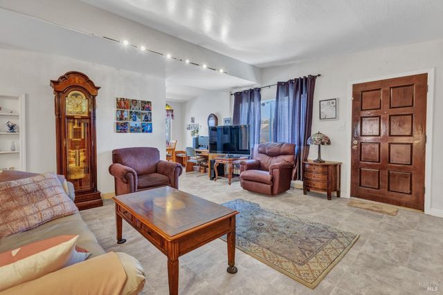 1324 Delwood St, Vallejo, CA 94591