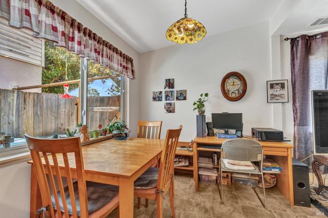 1324 Delwood St, Vallejo, CA 94591