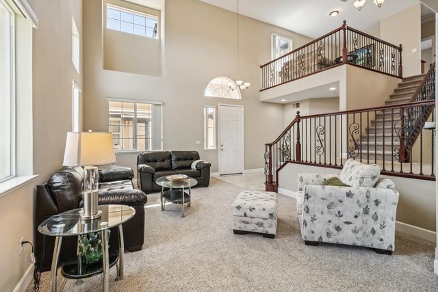 18400 Mandarin St, Woodland, CA 95695