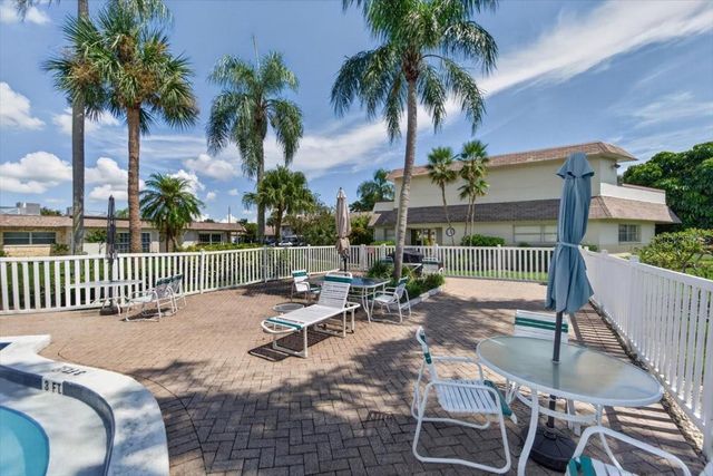 1601 43RD STREET N 233, St Petersburg, FL 33713