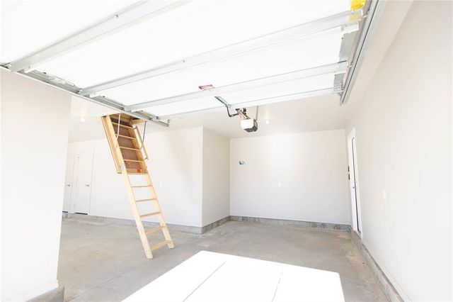 12609 Velvet Ash Avenue, Oklahoma City, OK 73173