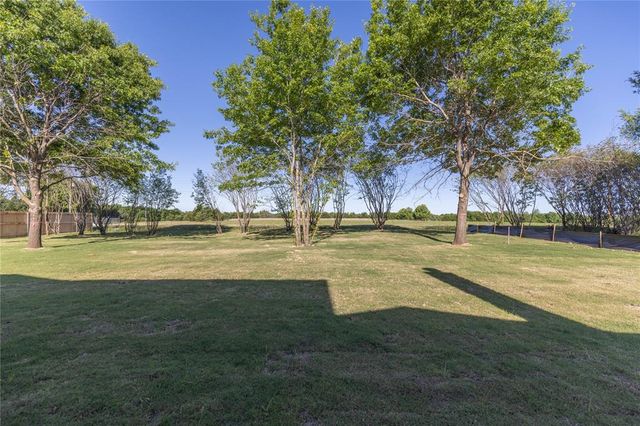 12609 Velvet Ash Avenue, Oklahoma City, OK 73173