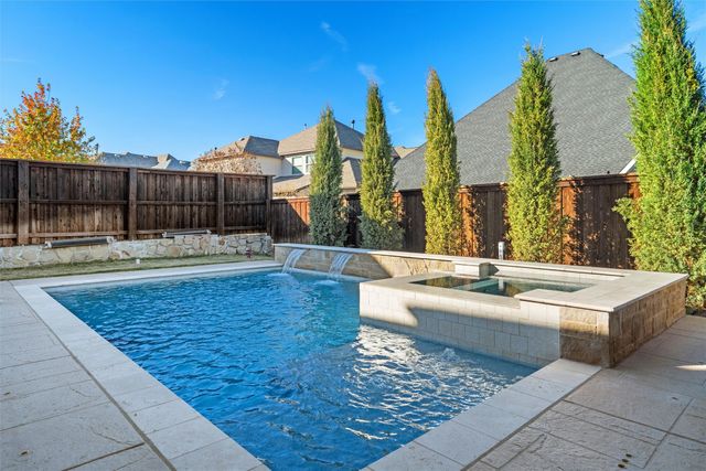 1917 Bending Oak Street, Fort Worth, TX 76008