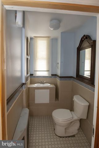 2425 W NORTH AVE, Baltimore, MD 21216
