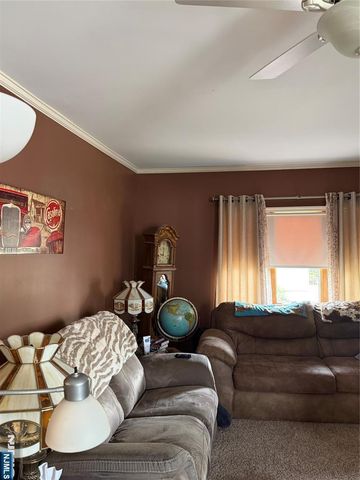 57 Oak Street, Rochelle Park, NJ 07662