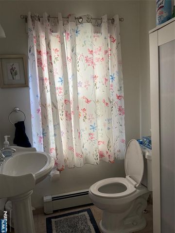 57 Oak Street, Rochelle Park, NJ 07662