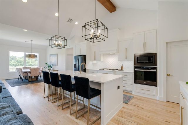15413 Fountain Creek Lane, Edmond, OK 73013