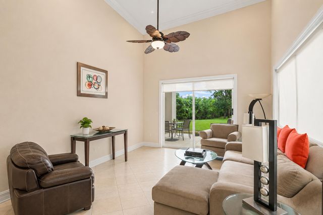 6106 Wildcat Run, West Palm Beach, FL 33412