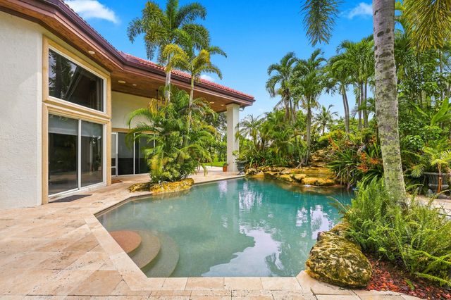 6106 Wildcat Run, West Palm Beach, FL 33412