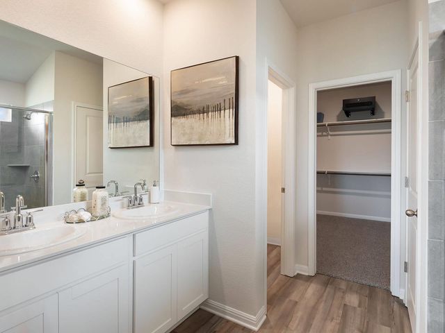 131 Limestone Creek WAY, Kyle, TX 78640