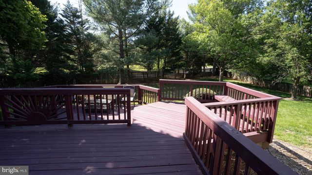 10854 MONTICELLO CT, Great Falls, VA 22066