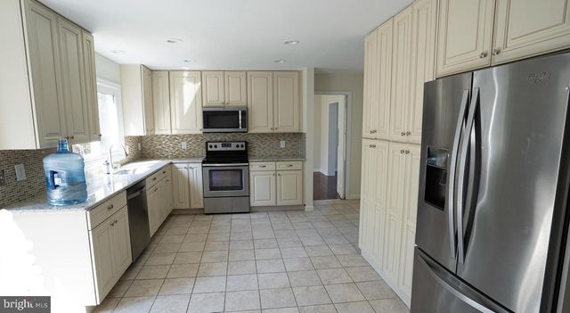 10854 MONTICELLO CT, Great Falls, VA 22066