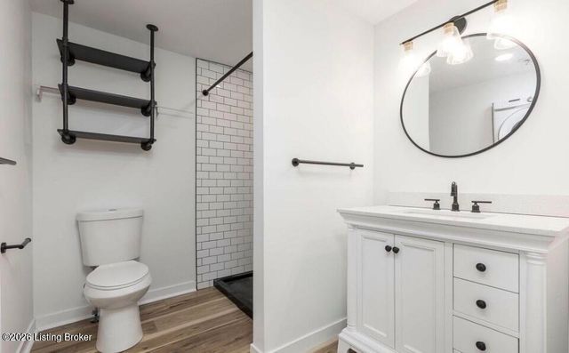 2227 Dumesnil St, Louisville, KY 40210