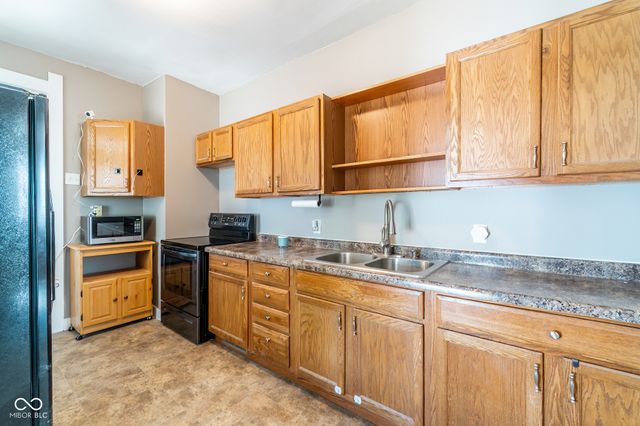 708 S Harrison Street, Alexandria, IN 46001