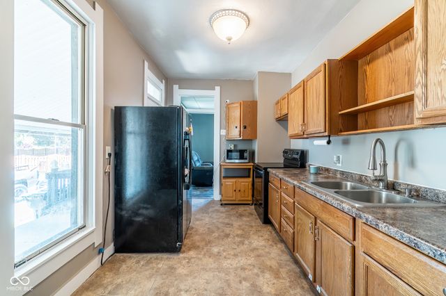 708 S Harrison Street, Alexandria, IN 46001
