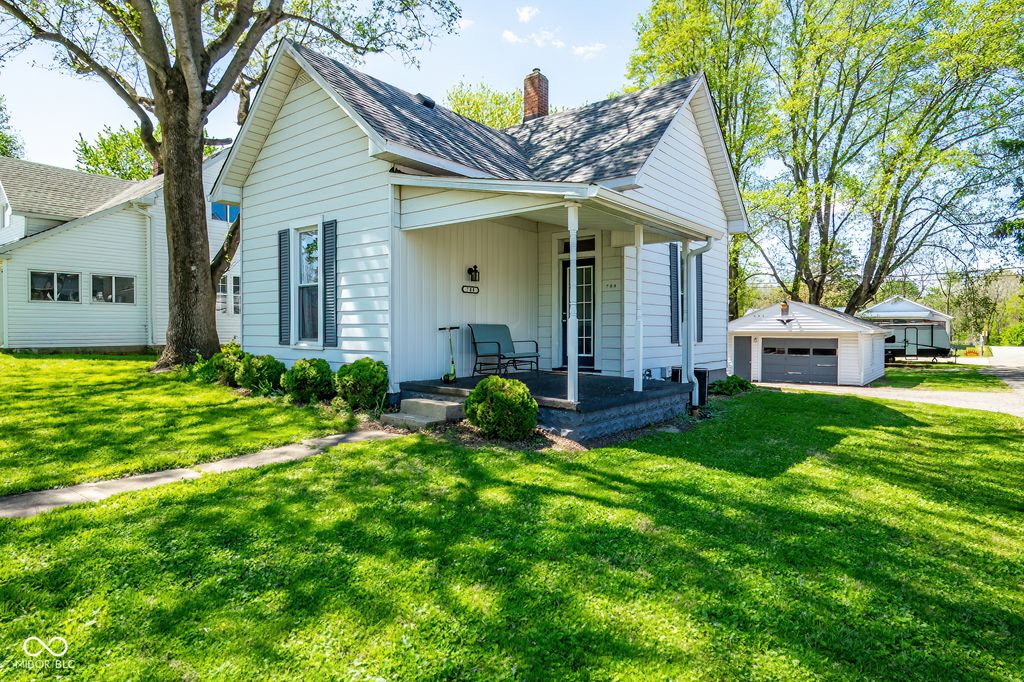 708 S Harrison Street, Alexandria, IN 46001