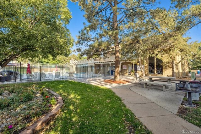 7665 E Quincy Avenue 204, Denver, CO 80237