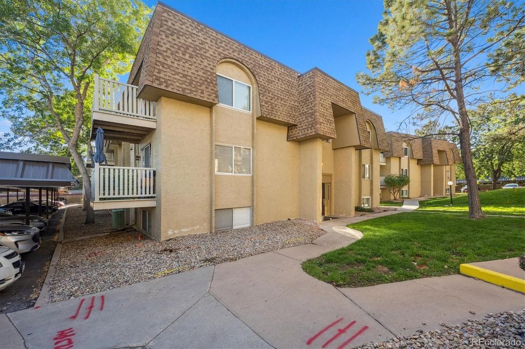 7665 E Quincy Avenue 204, Denver, CO 80237