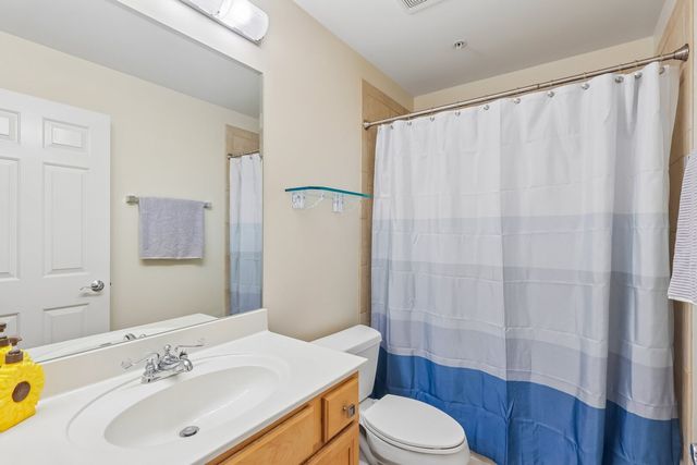 640 Robert York Avenue 308, Deerfield, IL 60015