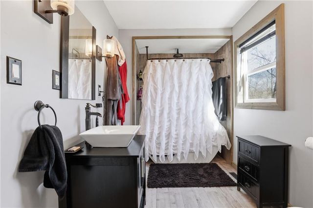 511 E 92nd Street, Kansas City, MO 64131