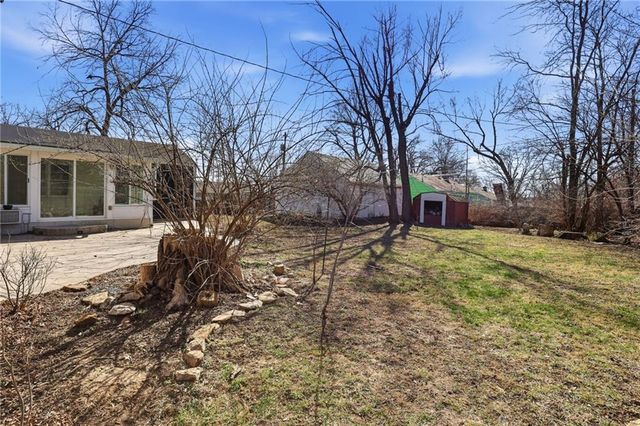 511 E 92nd Street, Kansas City, MO 64131