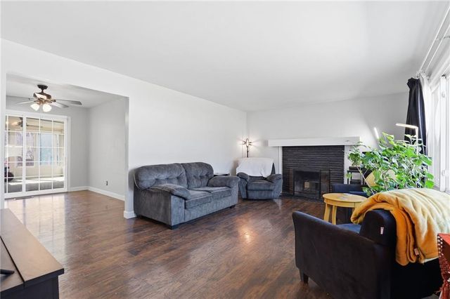 511 E 92nd Street, Kansas City, MO 64131