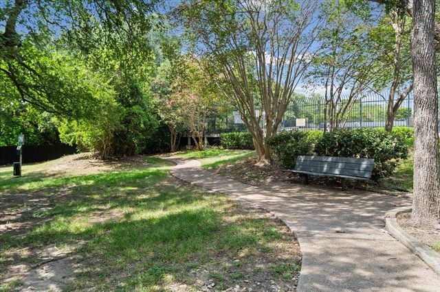 1015 E Yager LN 161, Austin, TX 78753