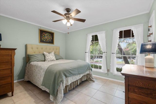 1015 E Yager LN 161, Austin, TX 78753