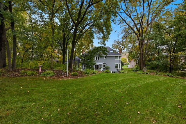 1438 Kings Wood Road, Eagan, MN 55122