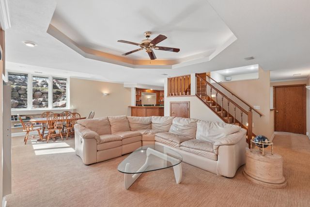 1438 Kings Wood Road, Eagan, MN 55122