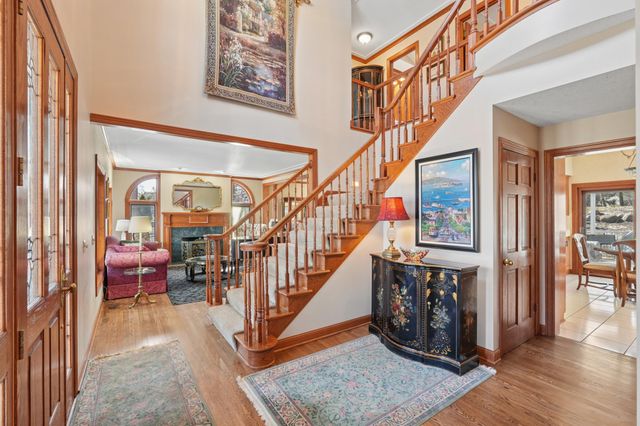 1438 Kings Wood Road, Eagan, MN 55122