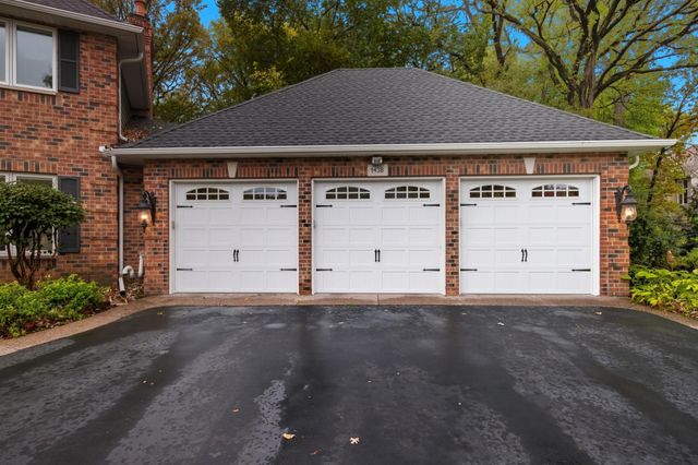 1438 Kings Wood Road, Eagan, MN 55122