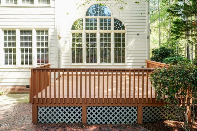 102 Langshire Court, Apex, NC 27502
