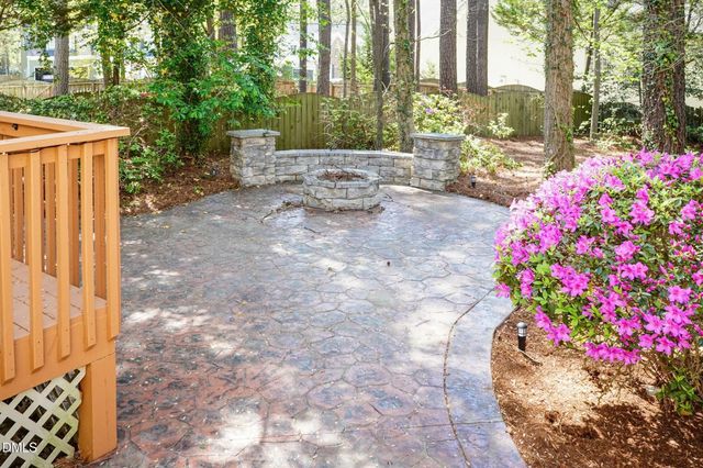 102 Langshire Court, Apex, NC 27502