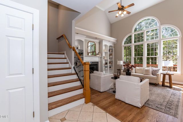 102 Langshire Court, Apex, NC 27502