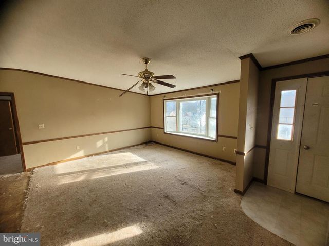 16821 PORTER RD NW, Frostburg, MD 21532