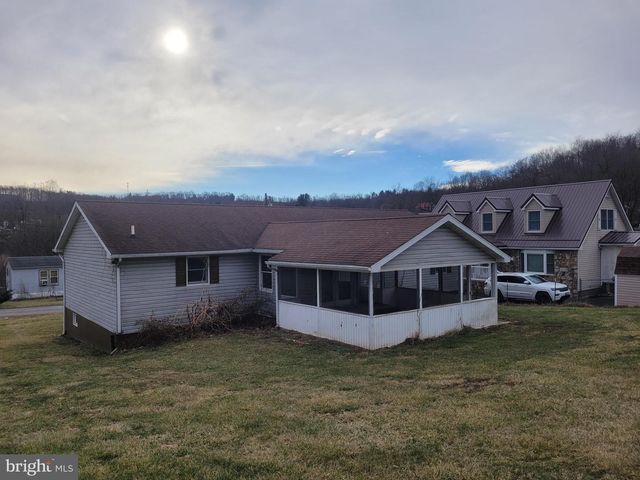 16821 PORTER RD NW, Frostburg, MD 21532