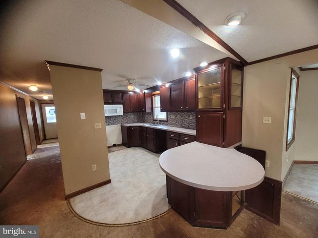 16821 PORTER RD NW, Frostburg, MD 21532