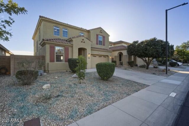 18157 W EVA Street, Waddell, AZ 85355