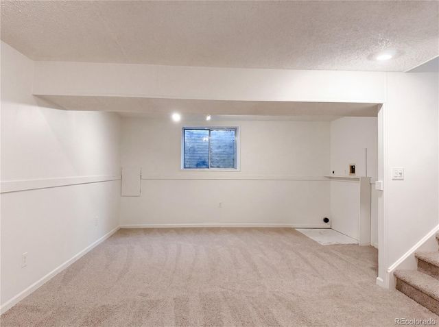 2114 S Eagle Court, Aurora, CO 80014