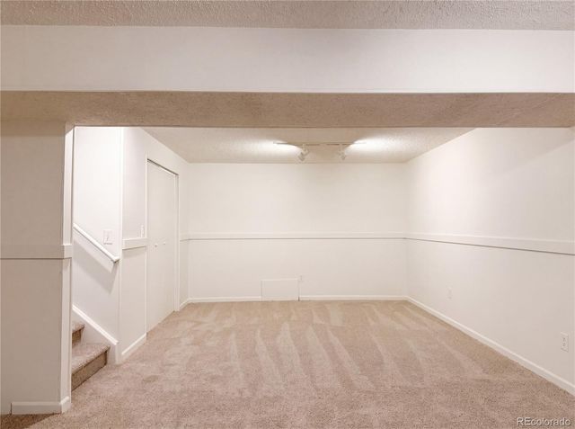2114 S Eagle Court, Aurora, CO 80014