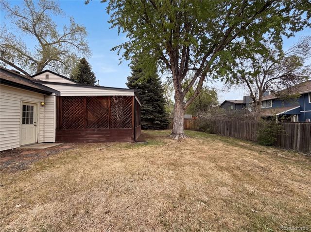 2114 S Eagle Court, Aurora, CO 80014