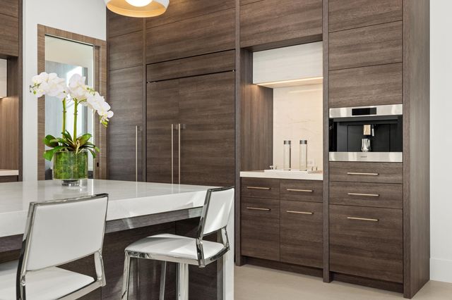 1212 NE 8th Avenue NE, Delray Beach, FL 33483