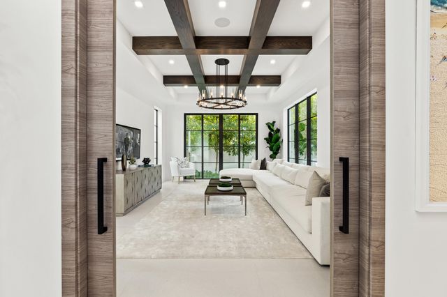 1212 NE 8th Avenue NE, Delray Beach, FL 33483